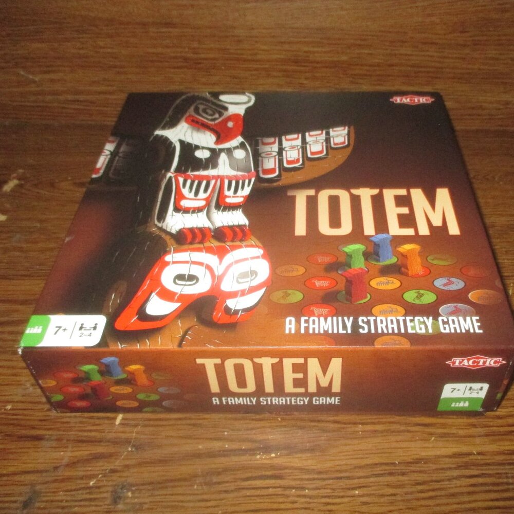 Totem strategy Board Game (Tactic USA, 2016) (complete)